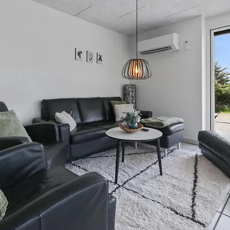 別荘 Luxury House With Large Pool By The Sea - Sj309 *